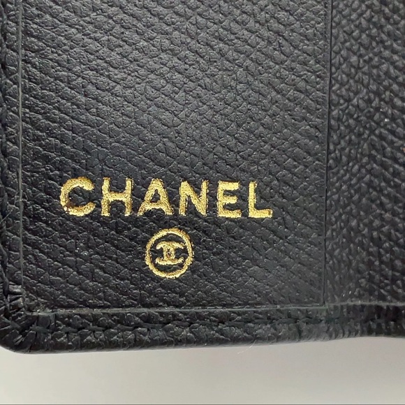 AUTH Chanel CC KeyHolder Key Holder - Picture 9 of 9